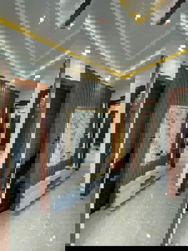 Room in 2 BHK Builder Floor at Proview Technocity, Chi V Greater Noida – for Sale