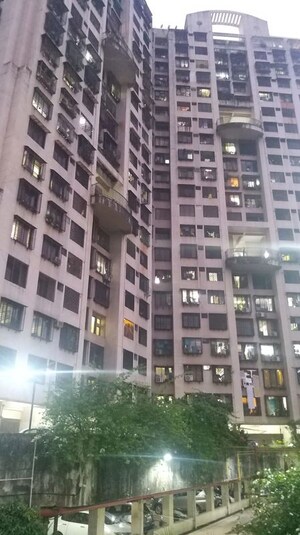 2 BHK Apartment – Exterior View View at Swapnalok Towers, Malad East - for Sale