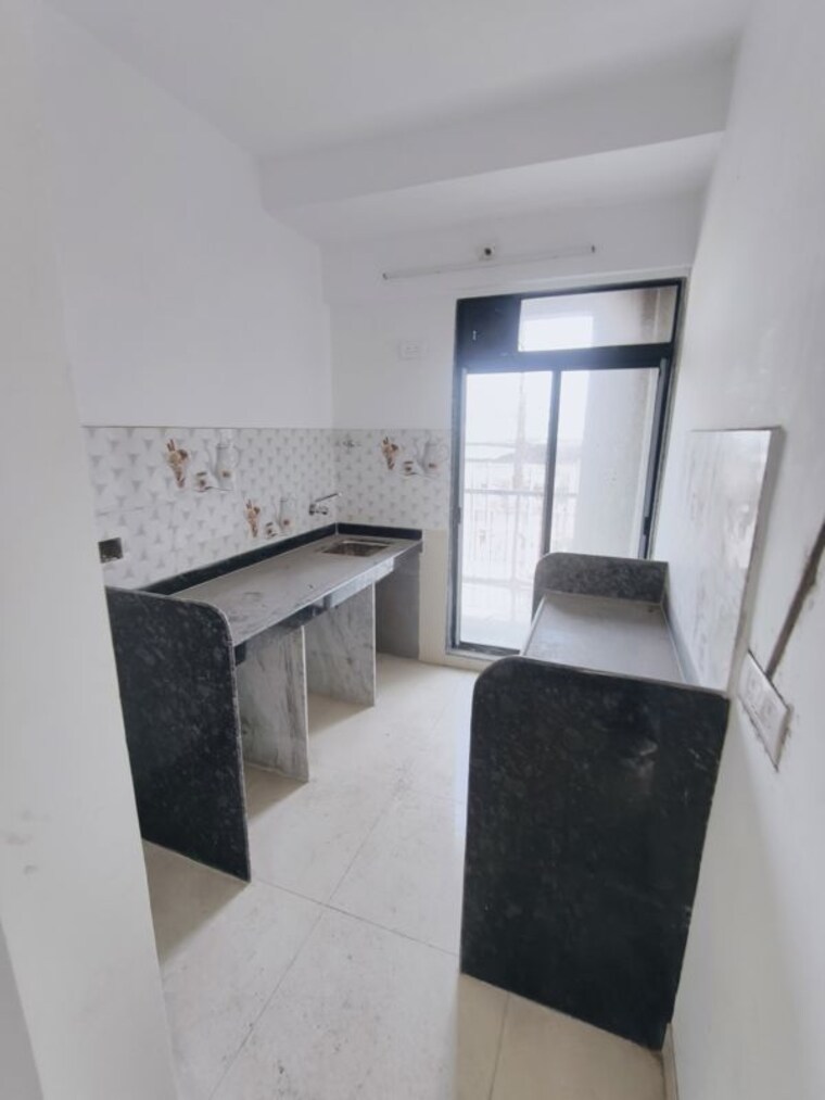 Kitchen, shubham-giriraj-swastik 1 RK 242 Sq.Ft. Apartment In Kopri Thane 9949321