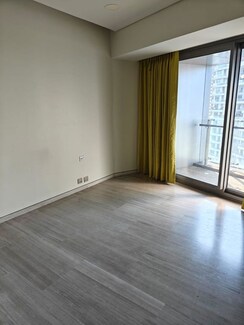 4 BHK + Servant Room,Store Room Apartment For Sale in Lodha World View
