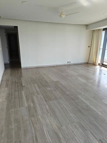 Room in 4 BHK Apartment at Lodha World View, Worli – for Sale