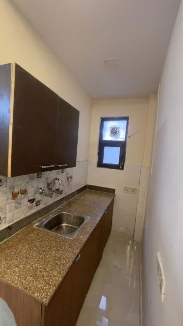 Kitchen, vipul-square Studio 425 Sq.Ft. Builder Floor In Sushant Lok I Gurgaon 9949442