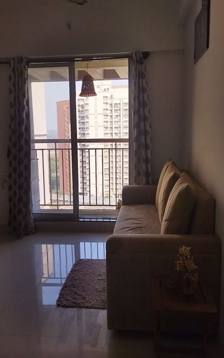 Living Room, metropolis-aquaris-phase-1 1 Bedroom 420 Sq.Ft. Apartment In Kasarvadavali Thane 9949455