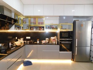 Kitchen in 4 BHK Builder Floor at Dlf Phase ii – for Rent