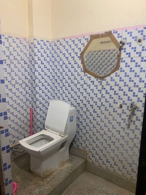 Bathroom in 1 RK Apartment at Katwaria Sarai – for Rent