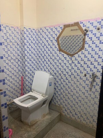 Bathroom in 1 RK Apartment at Katwaria Sarai – for Rent