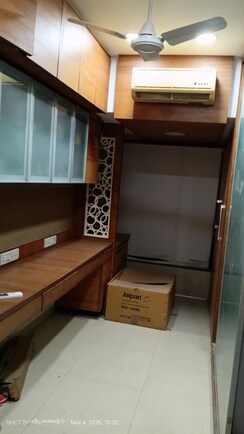 2 BHK Apartment For Sale in Bhanushanti Apartment