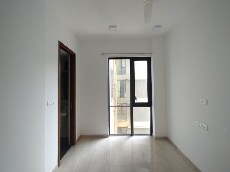 Room, lodha-the-park 4 Bedroom 1560 Sq.Ft. Apartment In Worli Mumbai 9949607