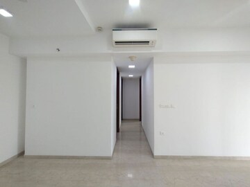 Room in 4 BHK Apartment at Lodha The Park, Worli – for Sale