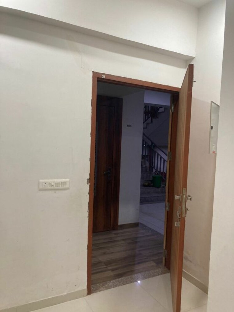Room, south bopal 3 Bedroom 2250 Sq.Ft. Apartment In South Bopal Ahmedabad 9949694