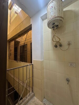 Bathroom in 1 BHK Builder Floor at Saket – for Rent