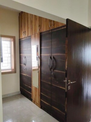 Room in 3 BHK Villa at Radiant Silver Oak, Yelenahalli – for Rent