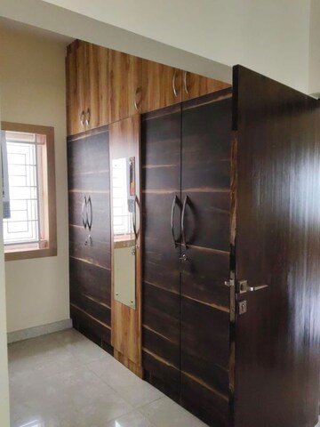 Room in 3 BHK Villa at Radiant Silver Oak, Yelenahalli – for Rent