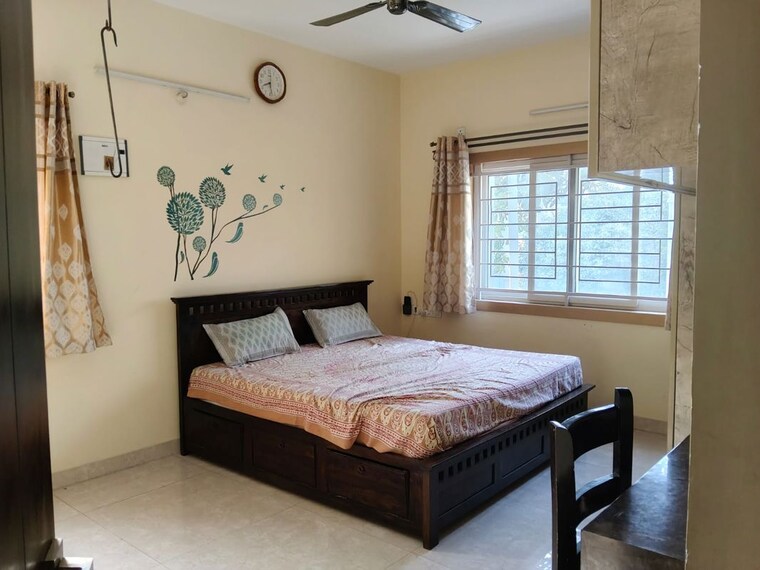 Bedroom, radiant-silver-oak 3 Bedroom 2500 Sq.Ft. Villa In Yelenahalli Bangalore 9949684