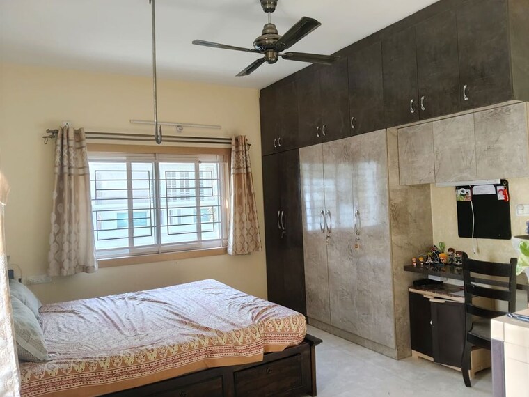 Bedroom, radiant-silver-oak 3 Bedroom 2500 Sq.Ft. Villa In Yelenahalli Bangalore 9949684