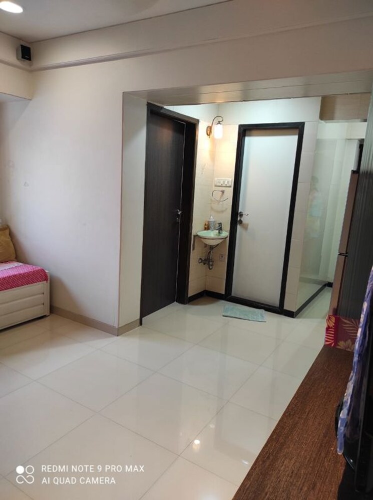 Living Room, god-gifts-building 1 Bedroom 300 Sq.Ft. Apartment In Lower Parel Mumbai 9949854