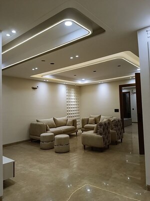 Gym in 3 BHK Builder Floor at Meenakshi Garden – for Sale