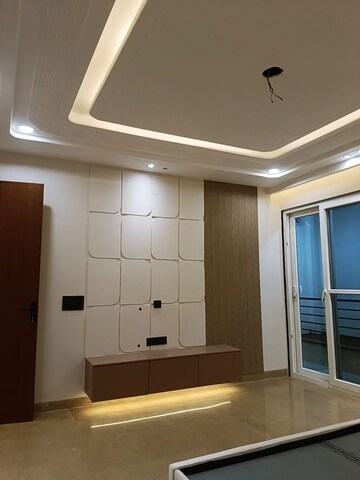 Building Lobby in 3 BHK Builder Floor at Meenakshi Garden – for Sale
