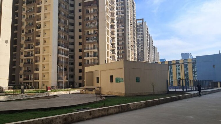 Exterior View, amrapali-golf-homes 3 Bedroom 1115 Sq.Ft. Apartment In Sector 4 Greater Noida Greater Noida 9949869