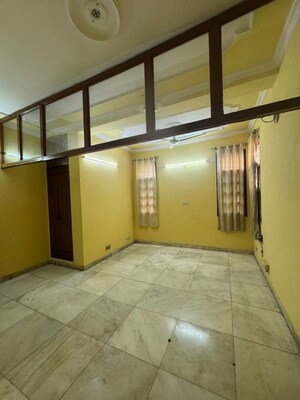 Bedroom in 4 BHK Apartment at Saket – for Rent