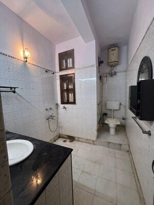 Master Bedroom in 4 BHK Apartment at Saket – for Rent