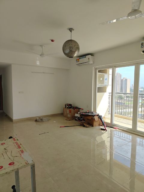 3 BHK + Servant Room Apartment For Rent in ATS Marigold