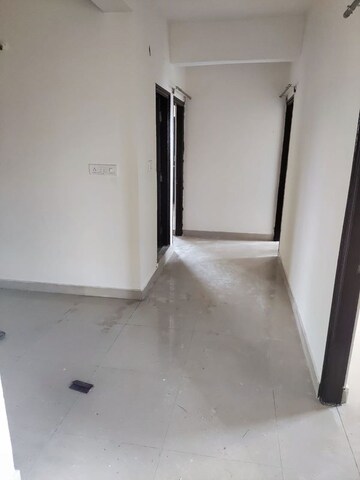 Room in 3 BHK Apartment at Richmond Lake View, Chandapura – for Sale
