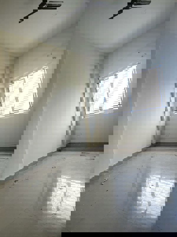 Room in 3 BHK Apartment at Richmond Lake View, Chandapura – for Sale