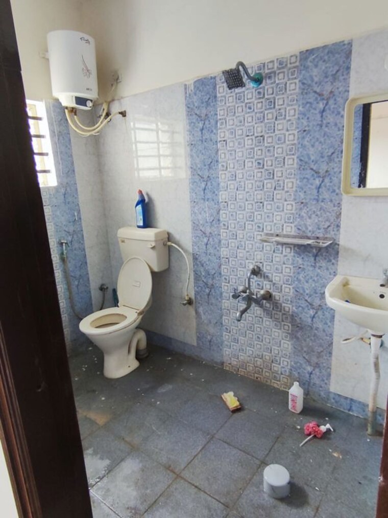 Bathroom, richmond-lake-view 3 Bedroom 1550 Sq.Ft. Apartment In Chandapura Bangalore 9949917