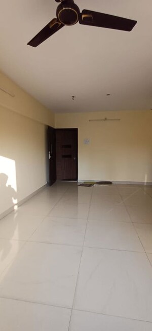 Room in 2 BHK Apartment at Naupada – for Rent