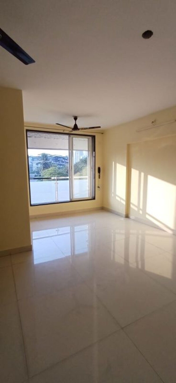 Room, naupada 2 Bedroom 690 Sq.Ft. Apartment In Naupada Thane 9949991