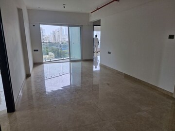 Room in 3 BHK Apartment at Shivaji Park – for Sale