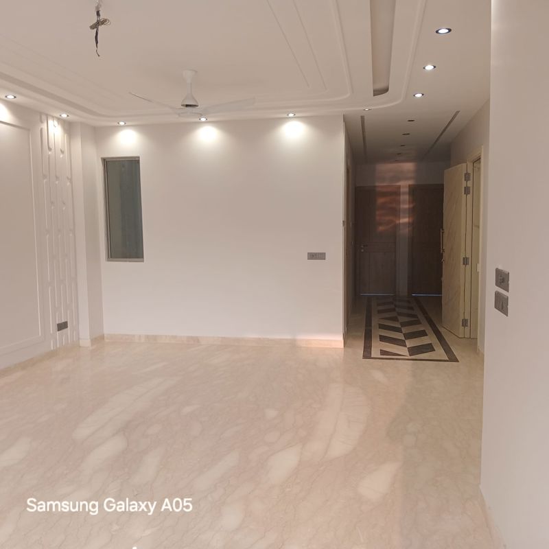 4 BHK + Servant Room Builder Floor For Rent in Greater Kailash II