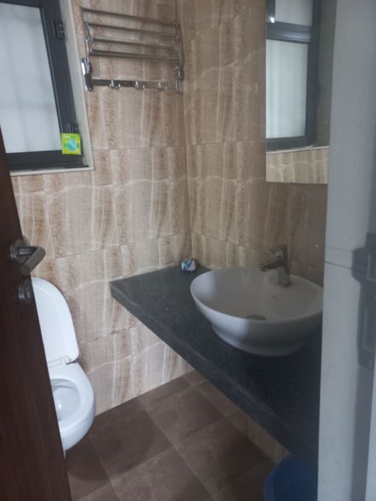 Bathroom, lodha-crown-quality-homes 2 Bedroom 506 Sq.Ft. Apartment In Majiwada Thane 9950028