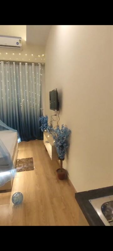 Master Bedroom in Studio Apartment at Gaur City Mall, Sector 4 Greater Noida – for Rent