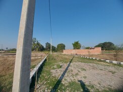 Plot For Sale in Raebareli Road