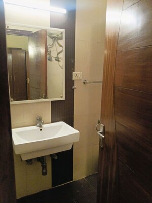 Bathroom in 3 BHK Builder Floor at Safdarjung Development Area – for Rent