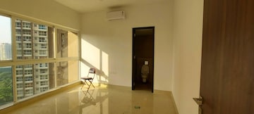 Room in 3 BHK Apartment at Runwal Forests, Kanjurmarg West – for Rent