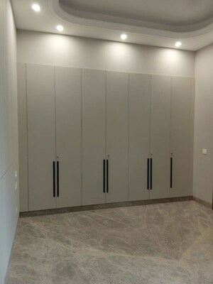 Room in 3 BHK Builder Floor at Shivalik Colony – for Rent