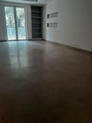 Room in 3 BHK Builder Floor at Chittaranjan Park – for Rent