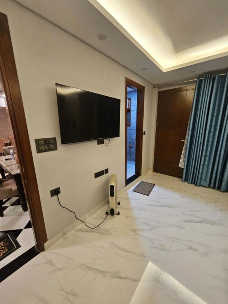 Master Bedroom, malviya nagar 3 Bedroom 1620 Sq.Ft. Apartment In Malviya Nagar Delhi 9950170