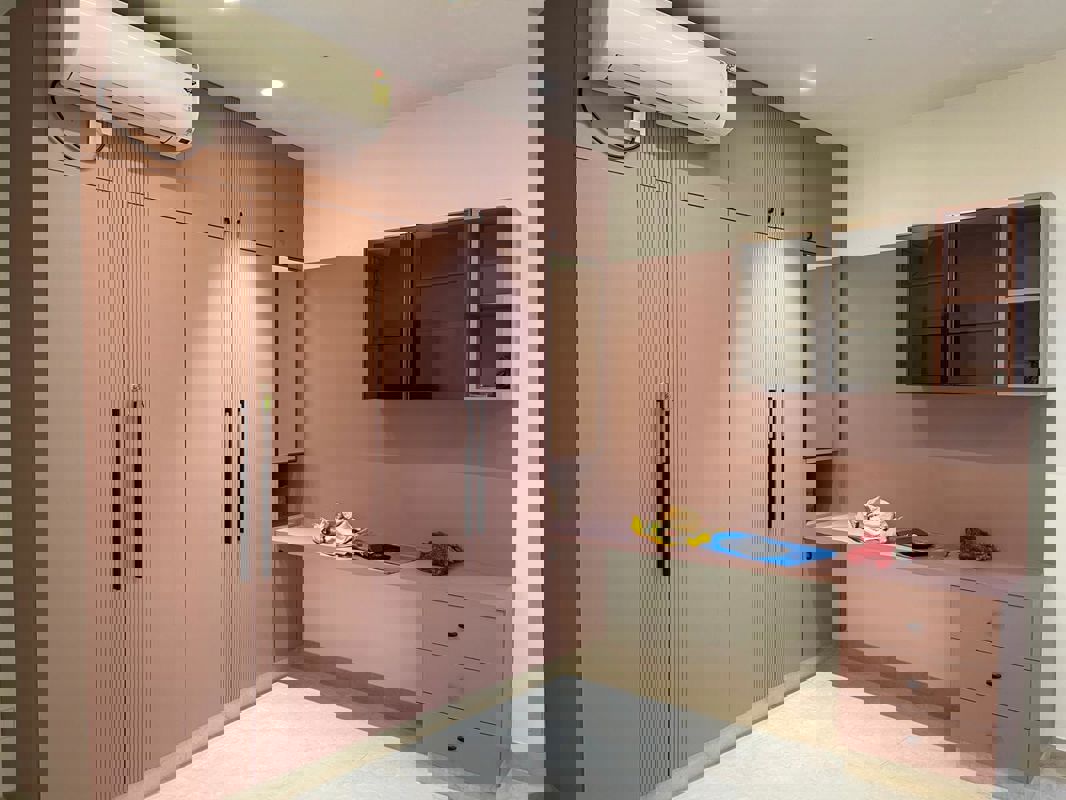 3 BHK 2018 Sq.Ft. Apartment in Golf Edge