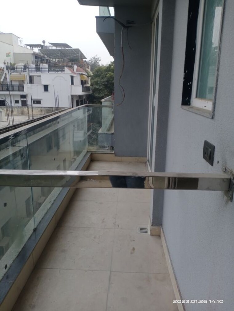 Balcony, vasant kunj 3 Bedroom 1350 Sq.Ft. Builder Floor In Vasant Kunj Delhi 9950178