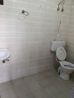 2 BHK Builder Floor For Rent in Neb Sarai
