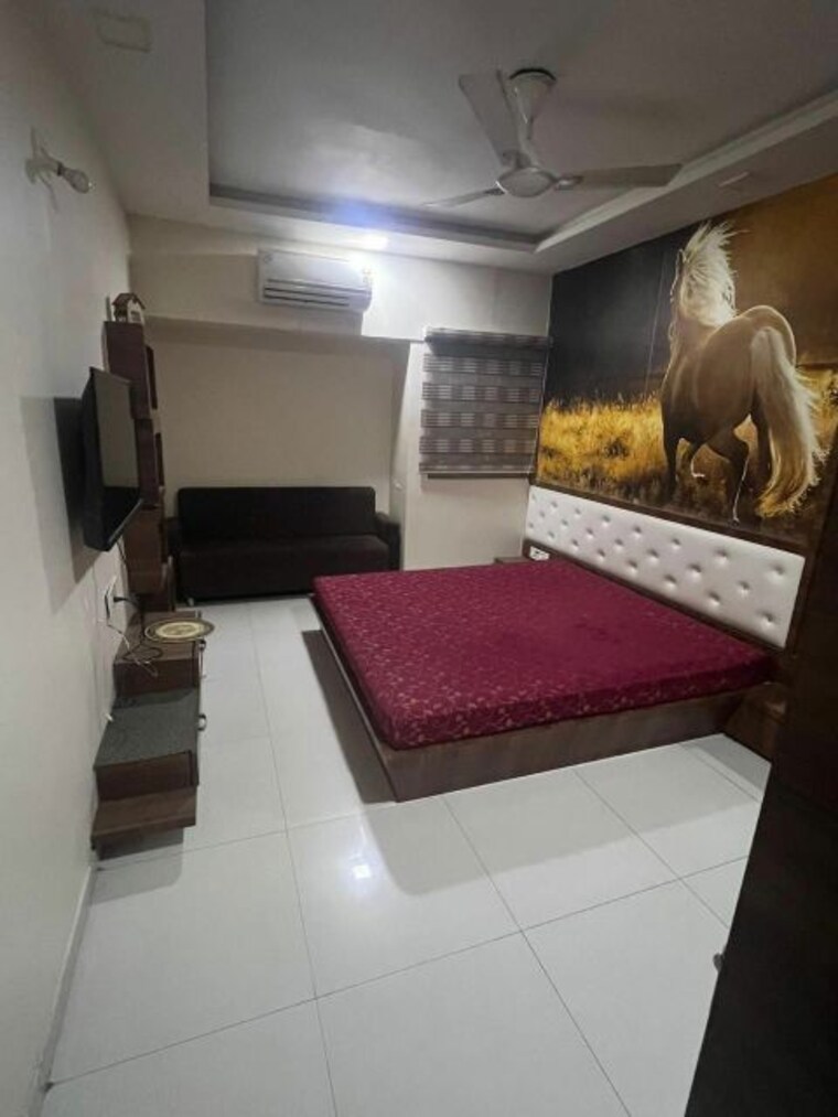Bedroom, goyal-intercity 4 Bedroom 2500 Sq.Ft. Apartment In Memnagar Ahmedabad 9950183