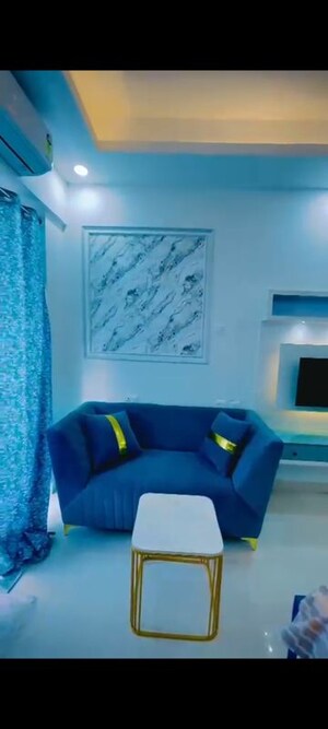 Master Bedroom in Studio Apartment at Gaur City Mall, Sector 4 Greater Noida – for Rent