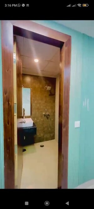 Studio Apartment For Rent in Gaur City Mall, Sector 4 Greater Noida