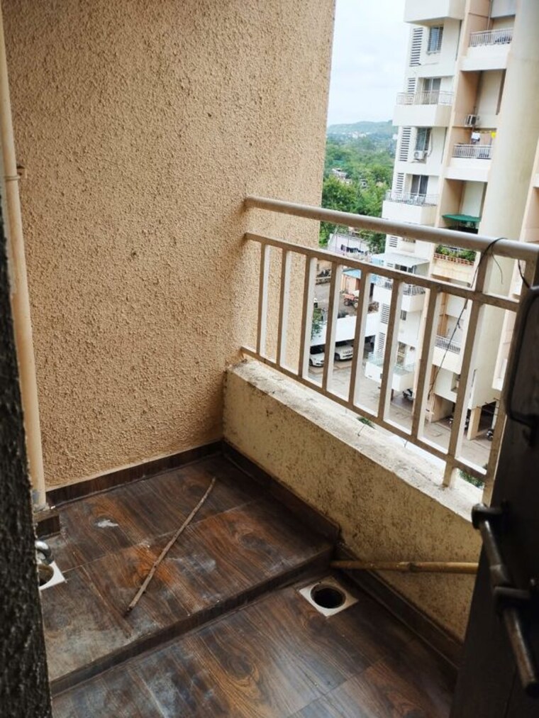 Balcony, bhawadi 2 Bedroom 920 Sq.Ft. Apartment In Bhawadi Pune 9932982
