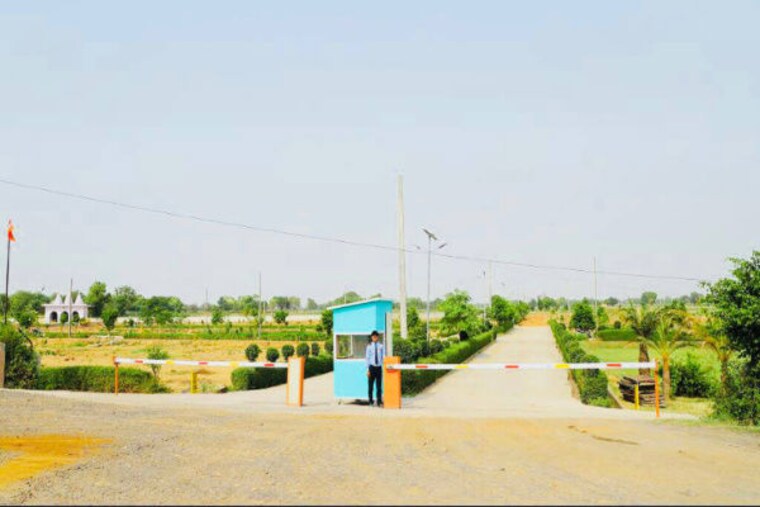 undefined, jewar  1172 Sq.Ft. Plot In Jewar Greater Noida 9950202
