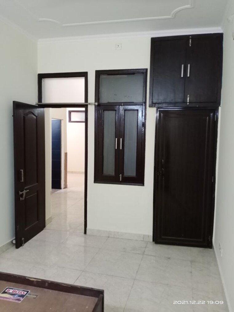 Room, vasant kunj 2 Bedroom 900 Sq.Ft. Builder Floor In Vasant Kunj Delhi 9950254
